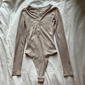 AMERICAN EAGLE THONG BODYSUIT - SIZE XS